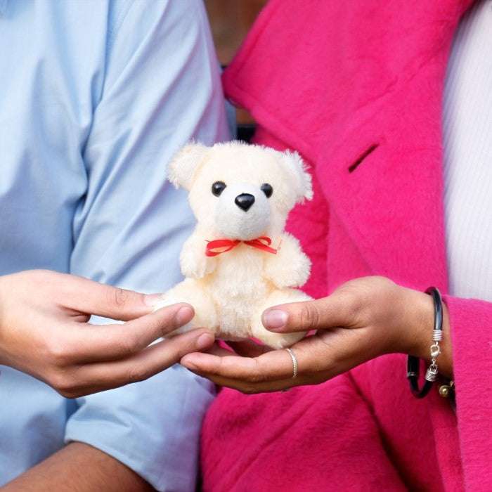 Customised 7-in-One Valentine’s Day Gift Hamper for Women