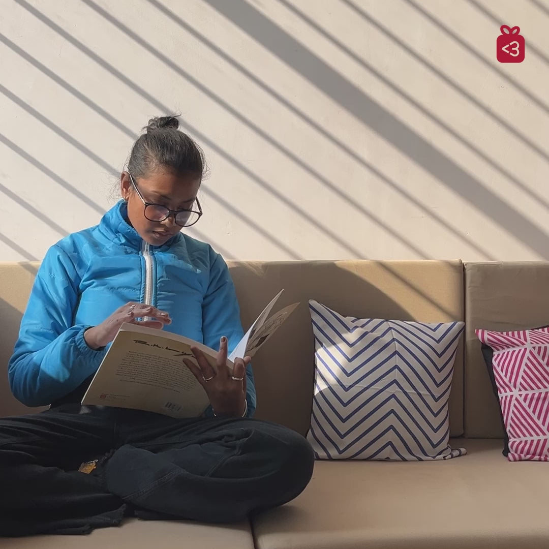 Heart Shape Cushion - Discovering India