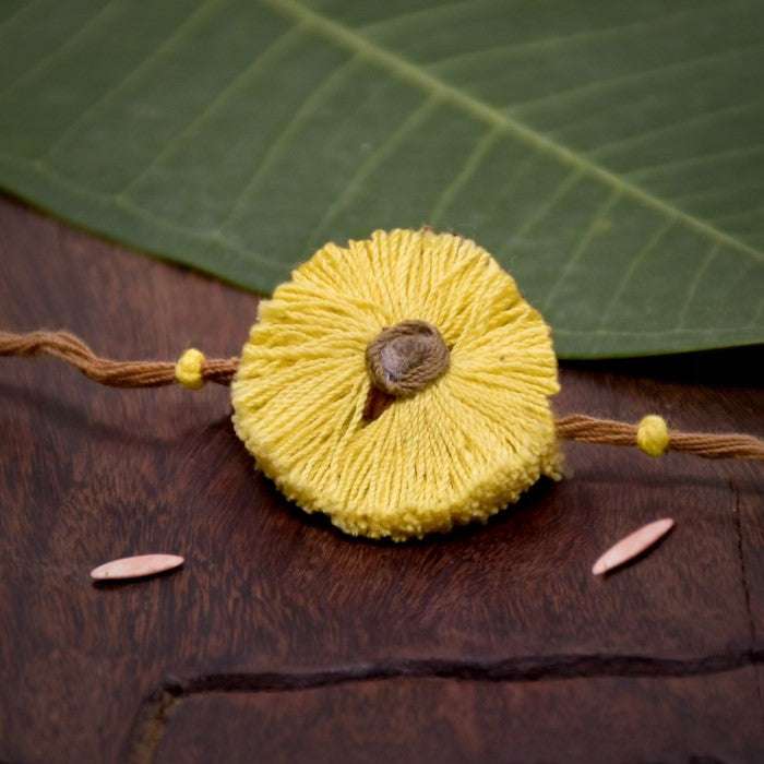 Sun Seed Rakhi Gift Hamper (Seed: Amaltash)