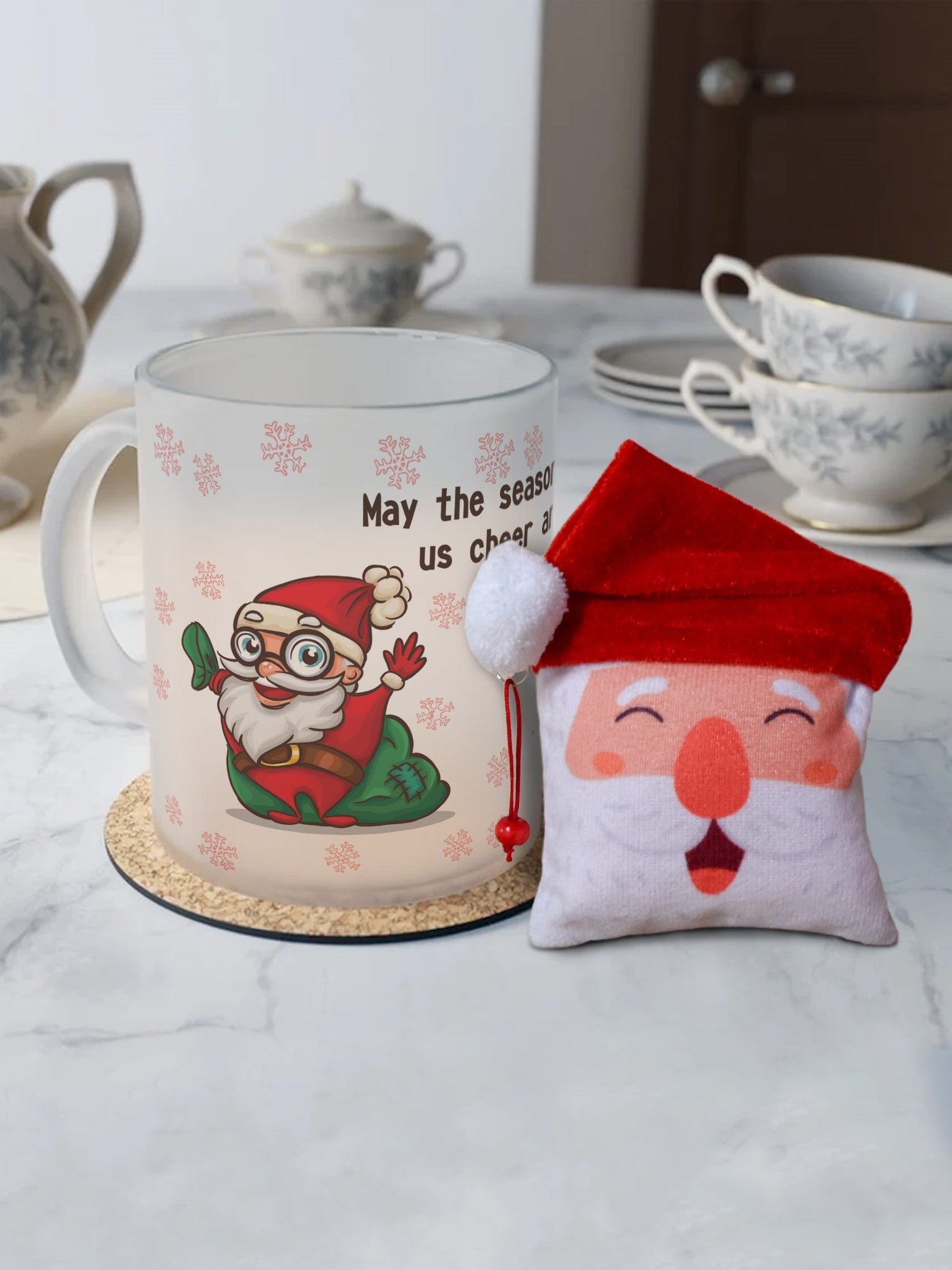 Xmas Gift Itmes For Family Frost Coffee Mug and Revesible Santa Soft Toy