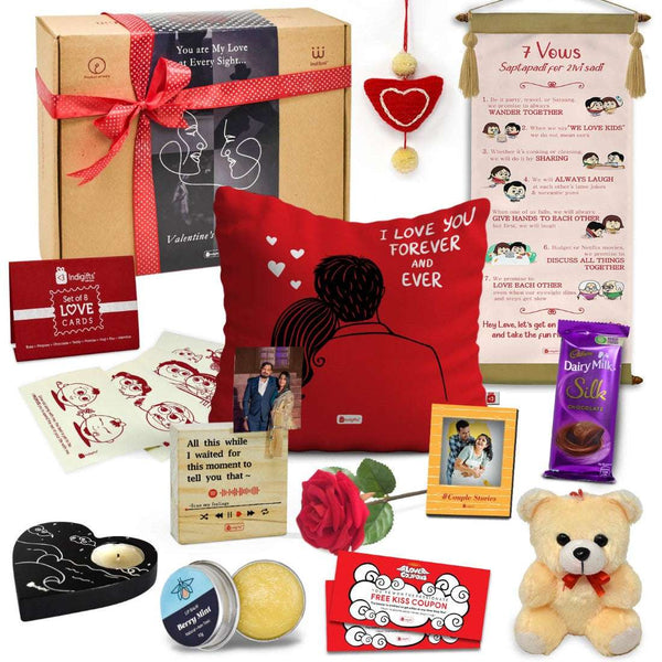 'Closer to Her Heart' 7-in-One Valentine&rsquo;s Day Gift Hamper for Women